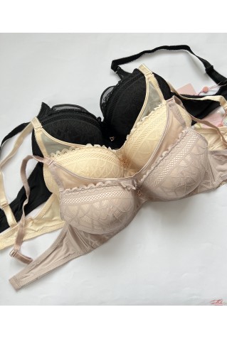 Бюстгальтер на поролоні прикрашений мереживом Velencosa 8071