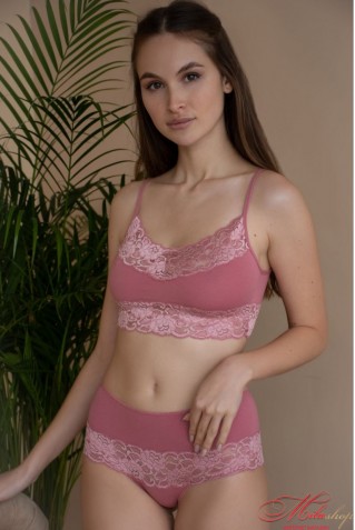 Женские трусики бразилиана хлопок и кружево Marsana 01-170