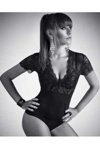 Шикарное боди из вискозы и кружева Cornett 039