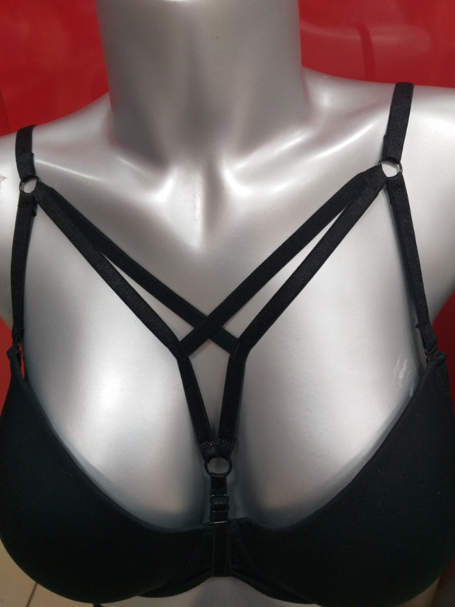 Подарунок коханій на 14 лютого - спідня білизна